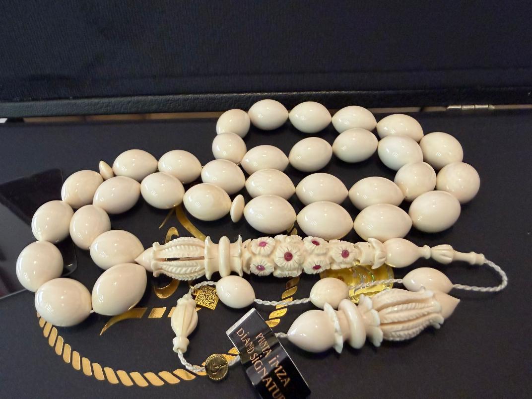 Fildişi (Piyano Tuşu)