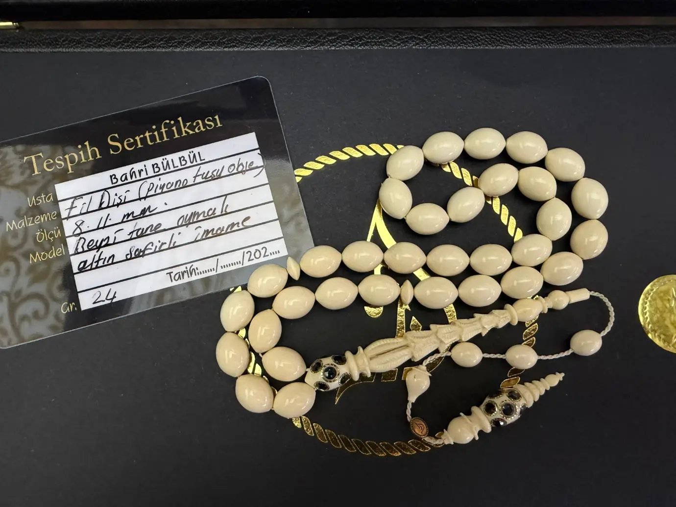 Fildişi (Piyano tuşu obje)